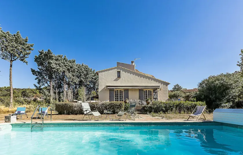 Stunning home in Laurens - Image 1