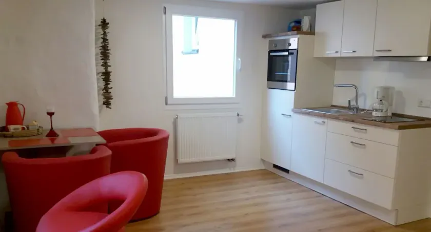 Vacation apartment Luna - Charming and central in the renovated old town house on the island - Image 1