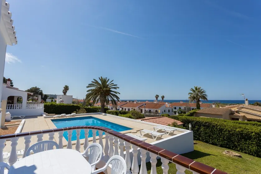 Familienfreundliche Villa Sud mit Pool – V83 a/b auf Menorca - Image 1