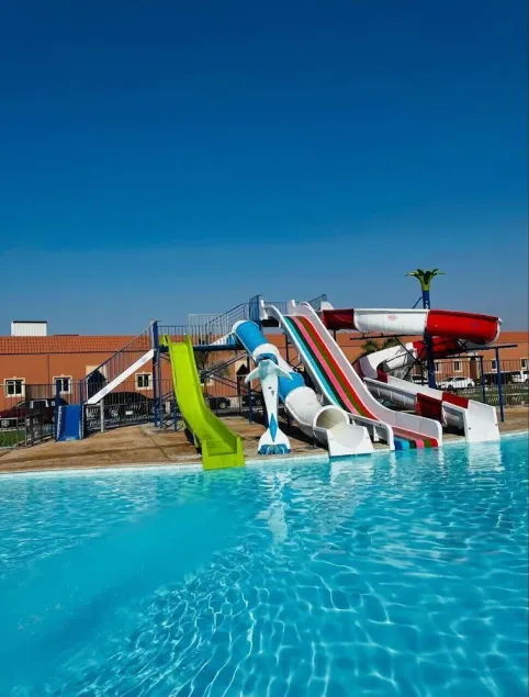 Hotel & Resort Golden Marina Yanbu - Image 1