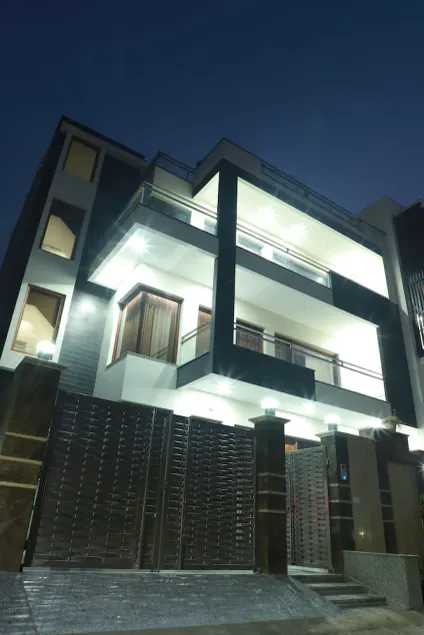 Lime Tree Service Apartment-3 - Image 1