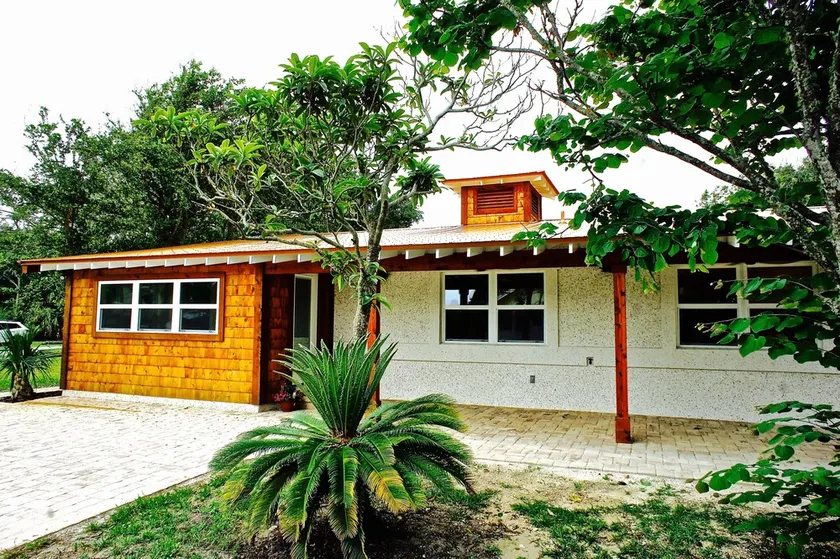 1st Street, Cedar Beach Retreat - Image 1