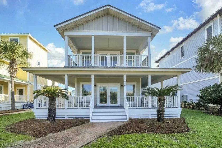 Beautiful Large Home - Across Street from Private Beach Access- Private Pool - Image 1