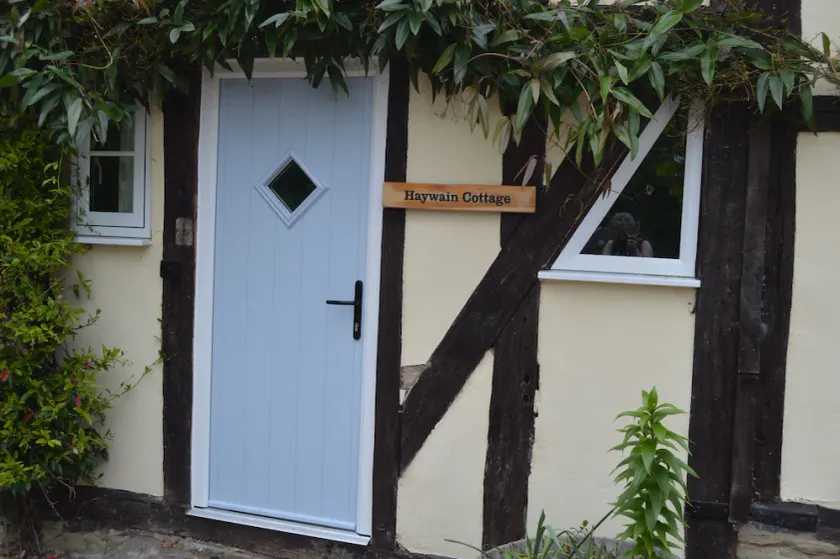 Haywain Cottage - sleeps 3 guests  in 2 bedrooms - Image 1