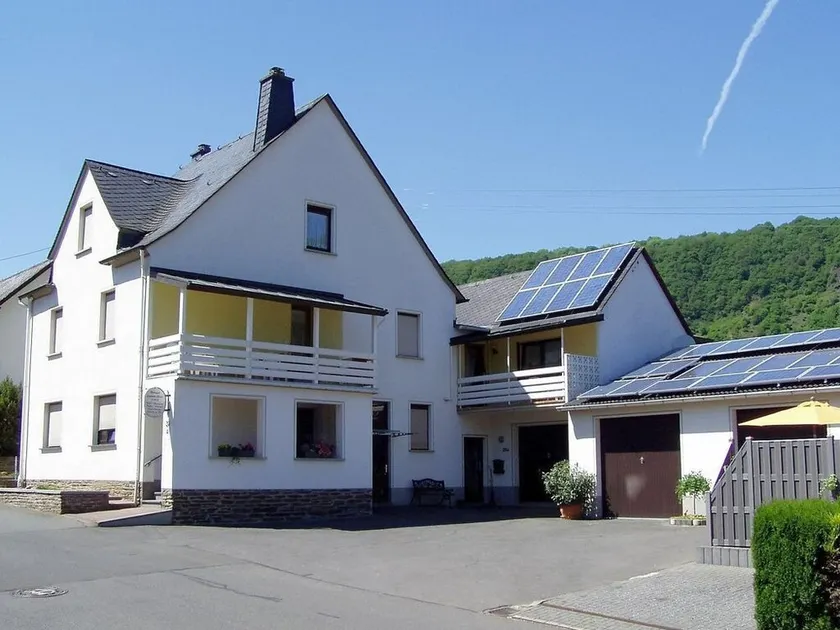 Weinhaus Lenartz-Bleser - Image 1