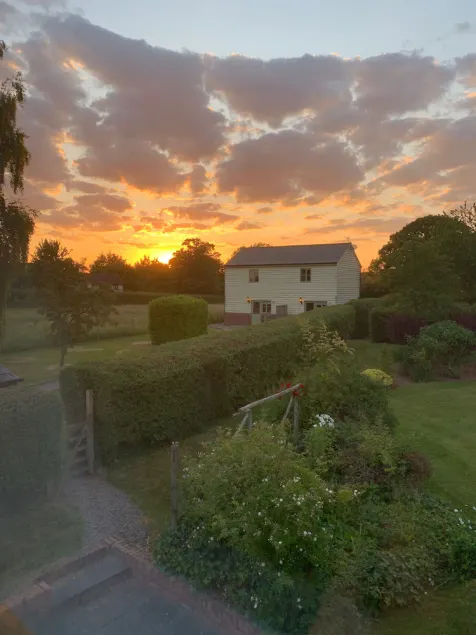 Orchard Cottage. 2-bedroomed cottage.  Short breaks welcome.  Free Wi-Fi - Image 1