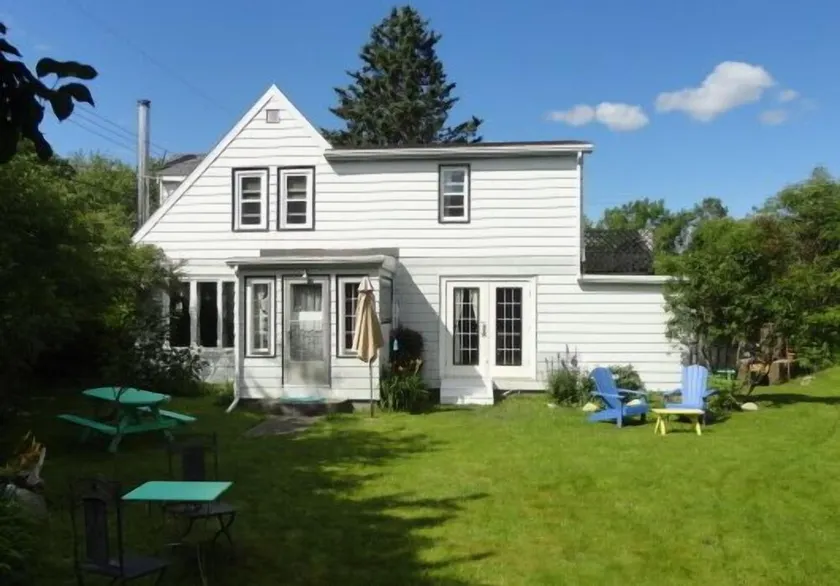4 Br Home Away from Home, à côté de l'océan et à quelques minutes de Beautiful Lakes - Image 1