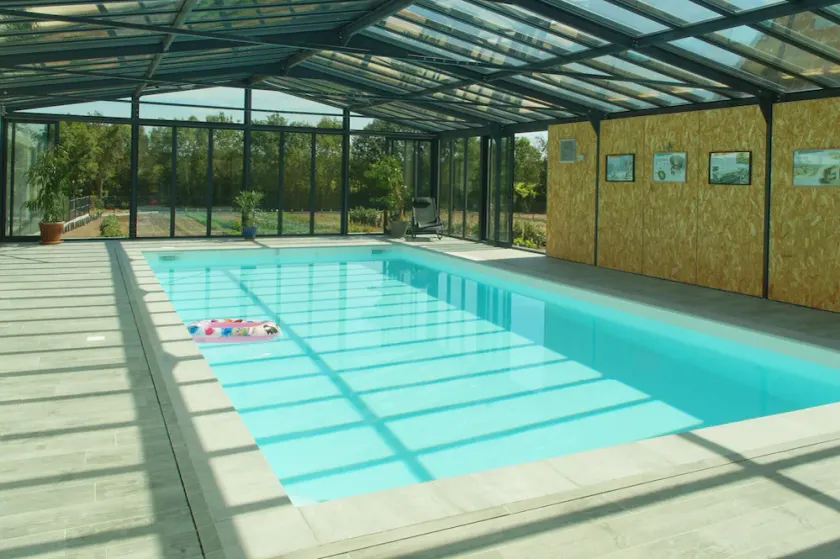 Independent cottage: spa, indoor pool, sauna, steam room - Image 1