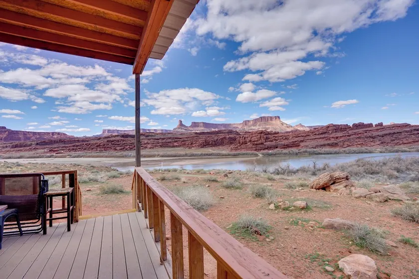 Desert Base Camp! River-view Suite w/ Trail Access - Image 1