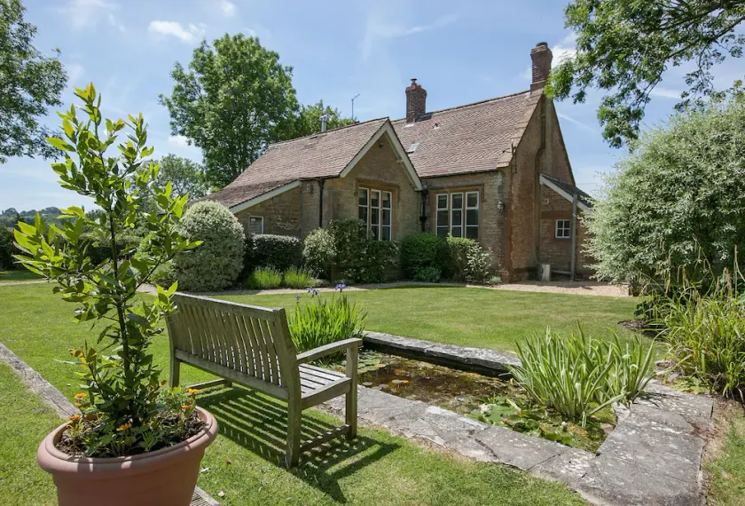 The Old School - Image 1