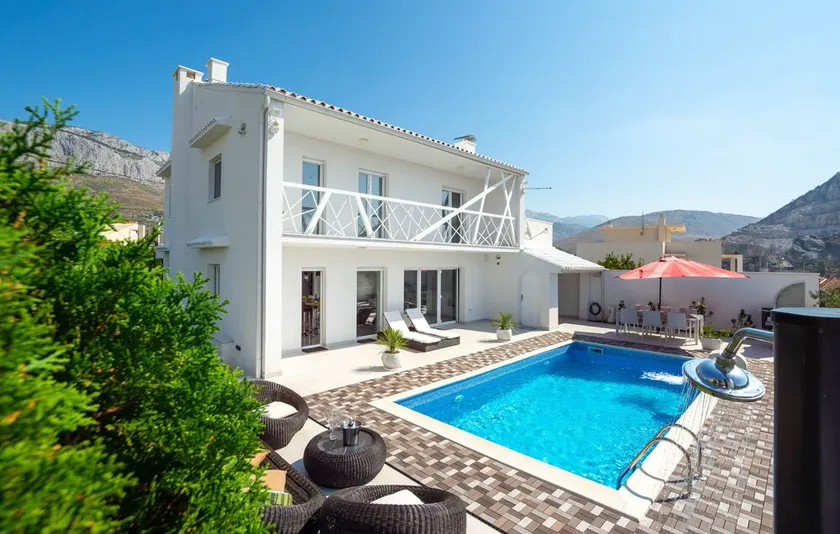 Villa Irresistible - Image 1