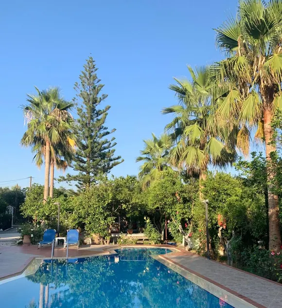 Maros Spitaki - Image 1