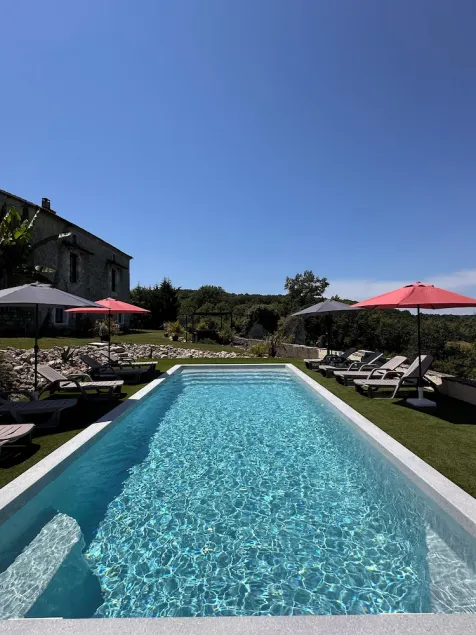 Gîtes le Founil des Moines »Le Chai »espace Piscine et spa Naturiste - Image 1