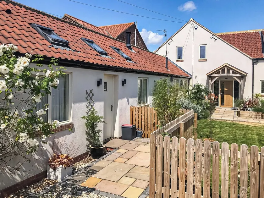 1 bedroom accommodation in Moor Monkton, near York - Image 1