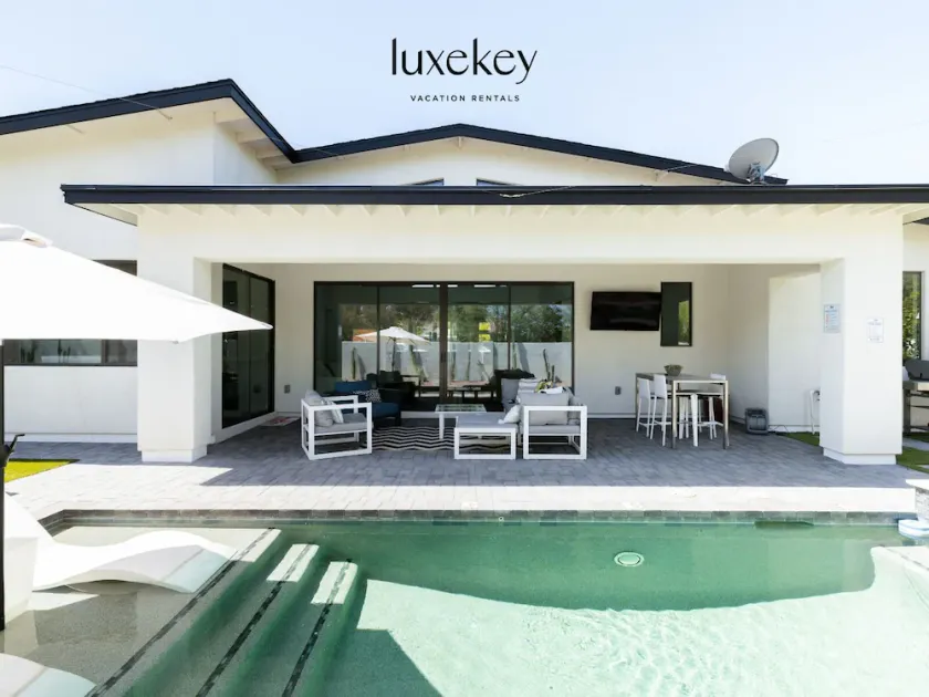Orange Blossom by LuxeKey | Modern Luxury Home in Old Town w/ Free Pool Heat - Image 1