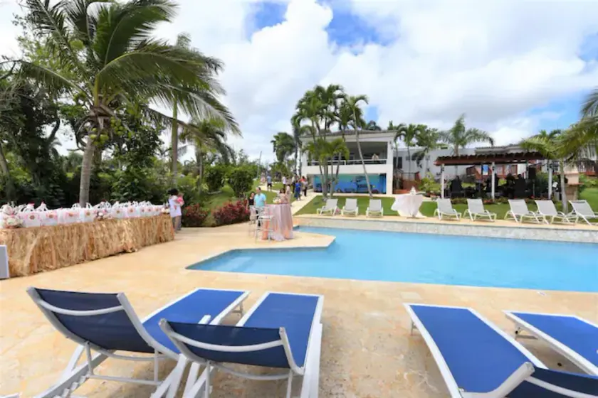 Isabela Villa Bonita #1, sleeps 35+, pool, jacuzzi, pool table, basket, volley.. - Image 1