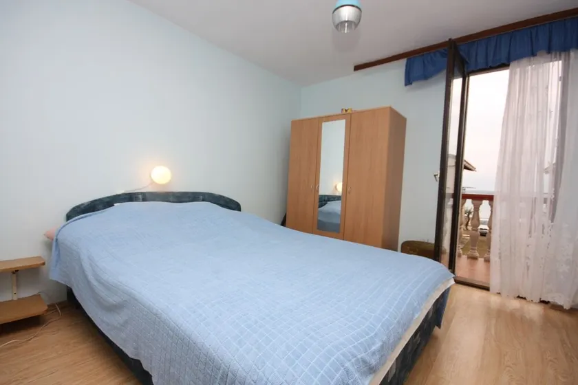 2-Zimmer-Ferienwohnung am Strand Nin, Zadar (A-6149-a) - Image 1