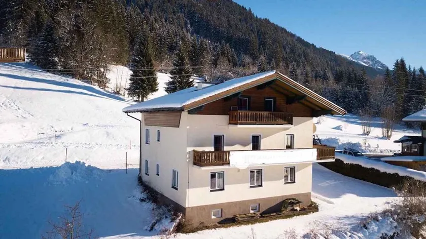 Holiday home in a beautiful location - Image 1
