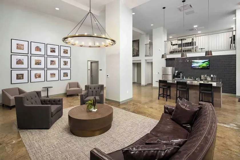 Birmingham Business District Apartments by Landing - Image 1
