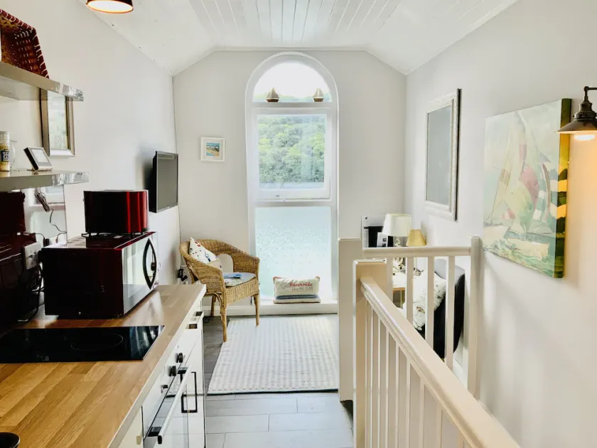 1 Bed Cottage - Sleeps 2 - Wifi - Image 1