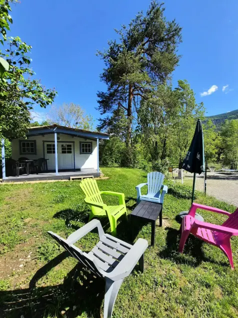 Camping La Ribière*** - 2 room chalet 4 people Without Sanitary - Image 1