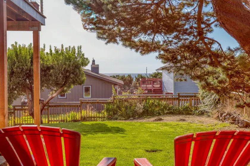 Adorable, Stylish Manzanita Haven is Two Blocks from the Beach! - Image 1
