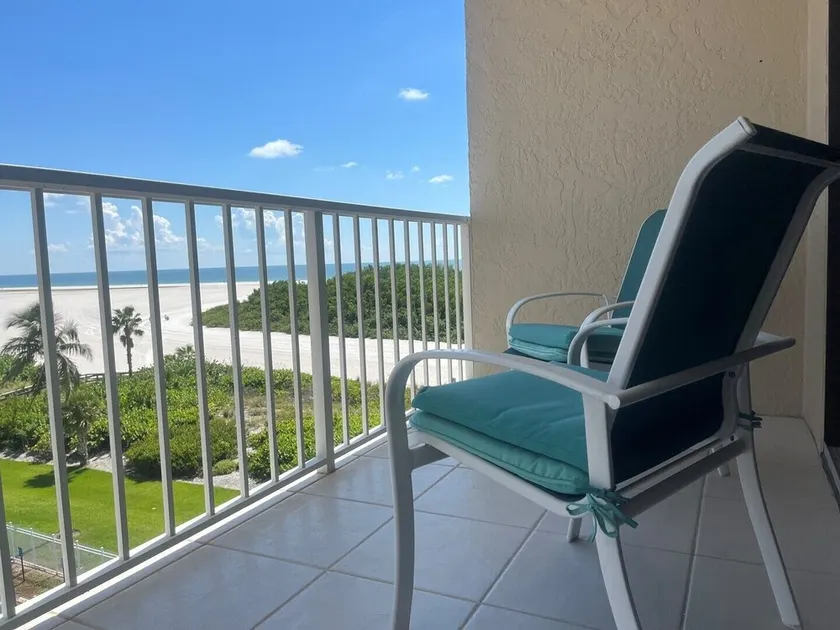 Resort Condo with Balcony & Stunning Ocean Views! - Image 1