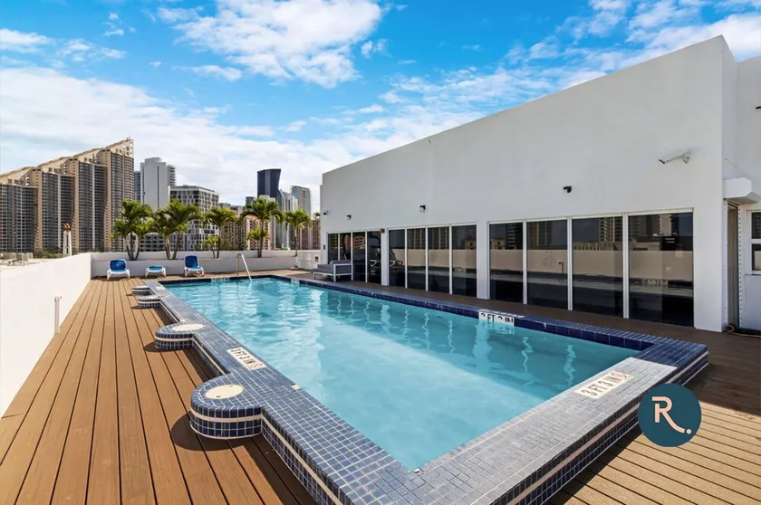 Roami at Sunny Isles | 6BR - 2 units - Image 1