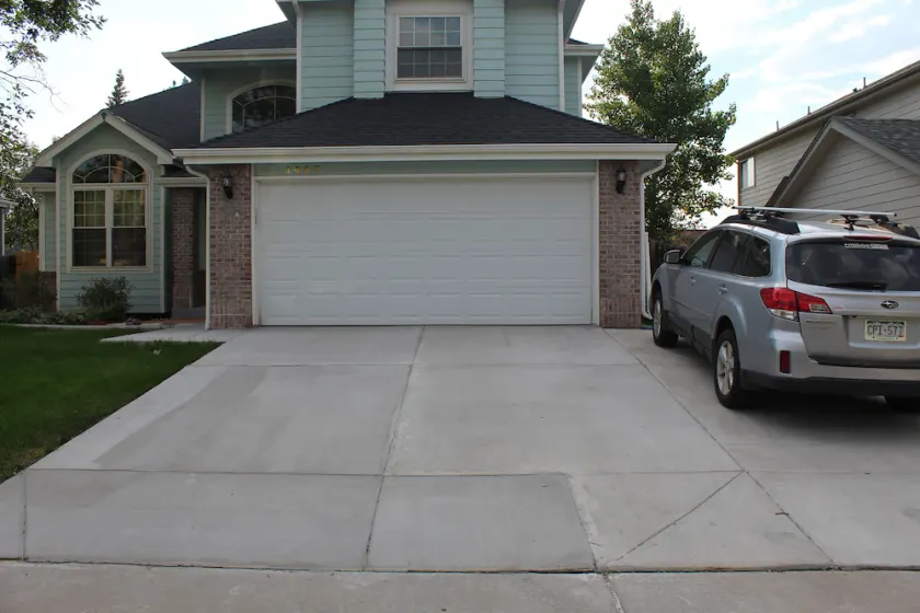 Beautiful new basement  - Image 1