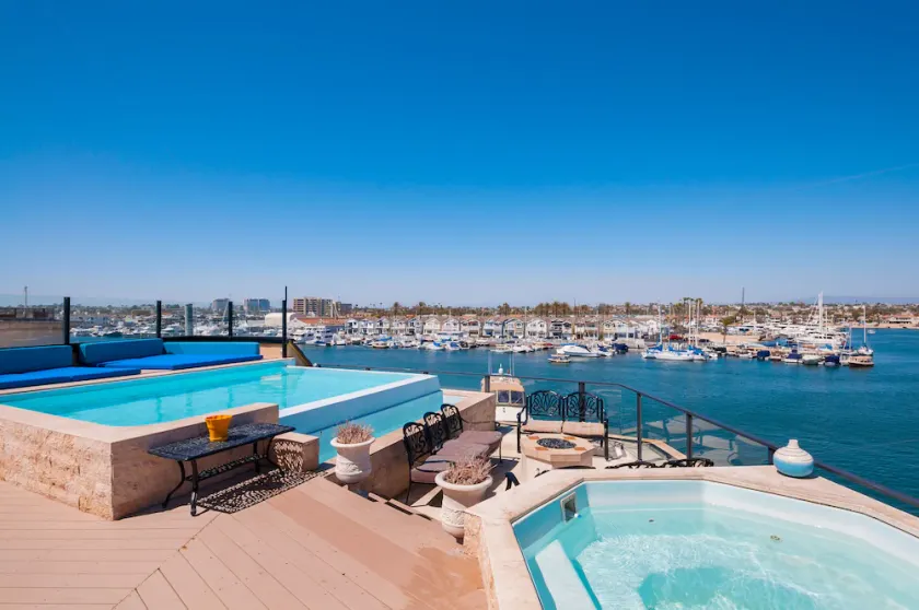 Premier Bay Front & Beach Front Home med fantastisk udsigt - Image 1