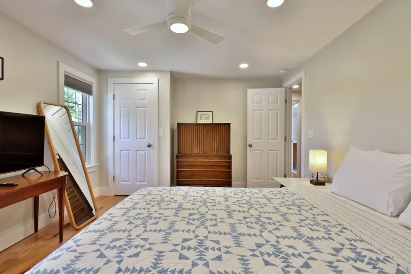 The Family Retreat At Bomoseen 4 Bedroom Home - Image 1
