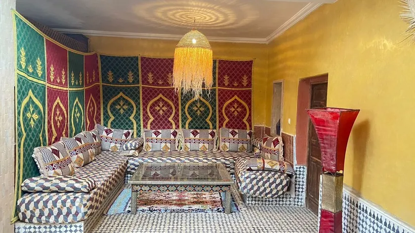 Family House in Traditional Moroccan Style.two Rooms,back Garden ,, Free Parking - Image 1