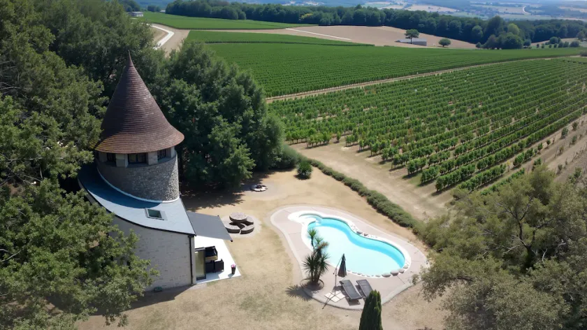 Romantico rifugio in un mulino a vento del XVIII secolo con piscina, vasca idromassaggio e vista panoramica - Image 1