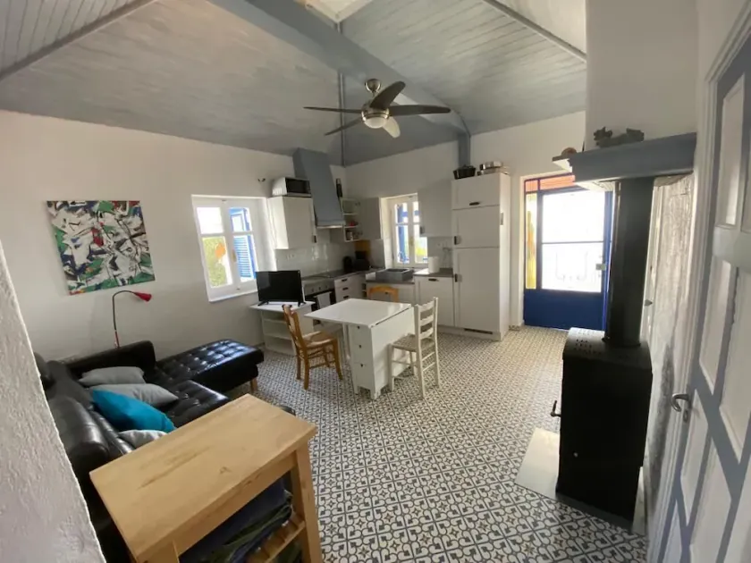 Old rustic stone house - completely renovated in 2021/22 - Image 1