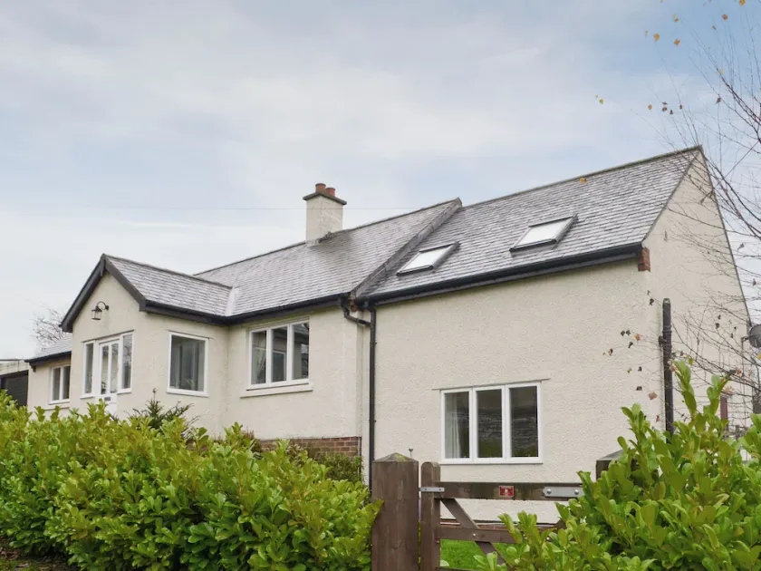 Alojamiento de 4 habitaciones en Otterburn - Image 1