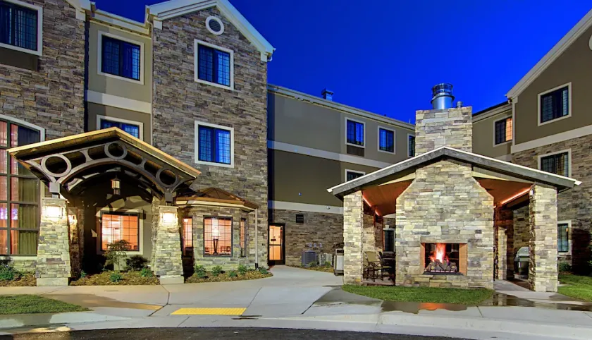Studio Suite | Free Breakfast + Pool, Hot Tub - Image 1