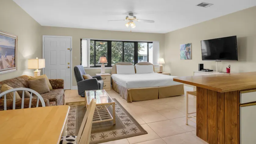 30A Beach Condo - Pool & Walk to Beach - Image 1