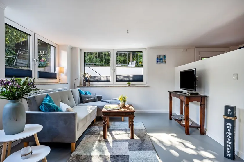 Apartment 'Meerlust' with Private Terrace, Private Garden and Wi-Fi - Image 1