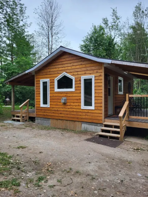 Serene Westside Tiny Cabin - Image 1