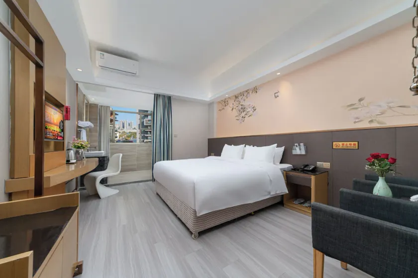 Weston Coastal Hotel Bao'an Intl Airport - Image 1