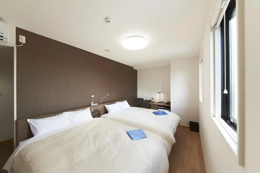 Nonsmoking Twin room 14 people / Koshigaya Saitama - Image 1