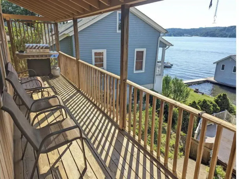 Luxury 2BR Lakefront w/ Dock & Kayaks - Image 1