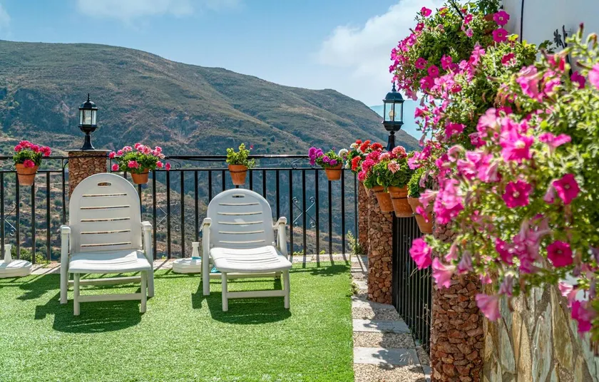2 Bedroom Beautiful Home In Mecina Bombarón - Image 1