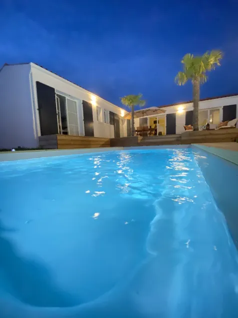 4* villa / 5 rooms - heated pool  - Image 1