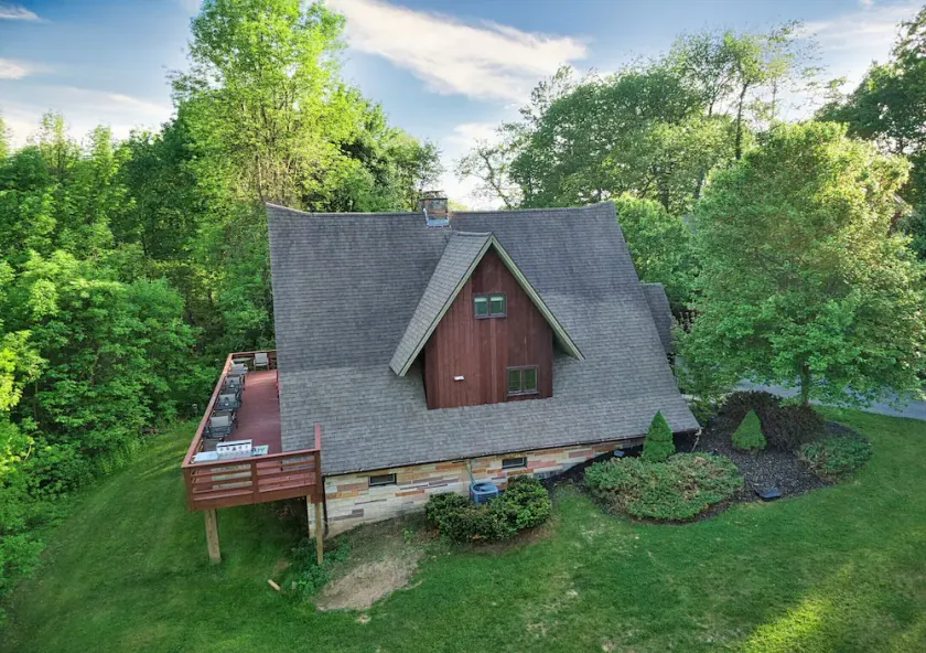 Family and Dog Friendly Home near historic racetrack and downtown w/ a fire pit. - Image 1