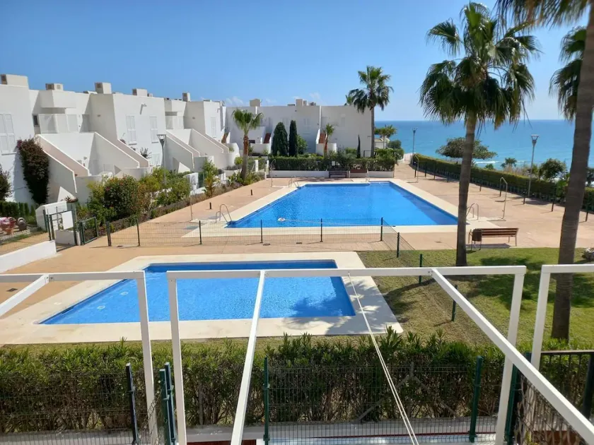 Maison de ville à 50m de la plage avec WIFI - Image 1