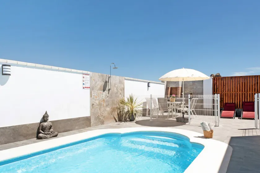 Casa vacanze 'La Posada' con piscina, giardino, terrazza e Wi-Fi - Image 1