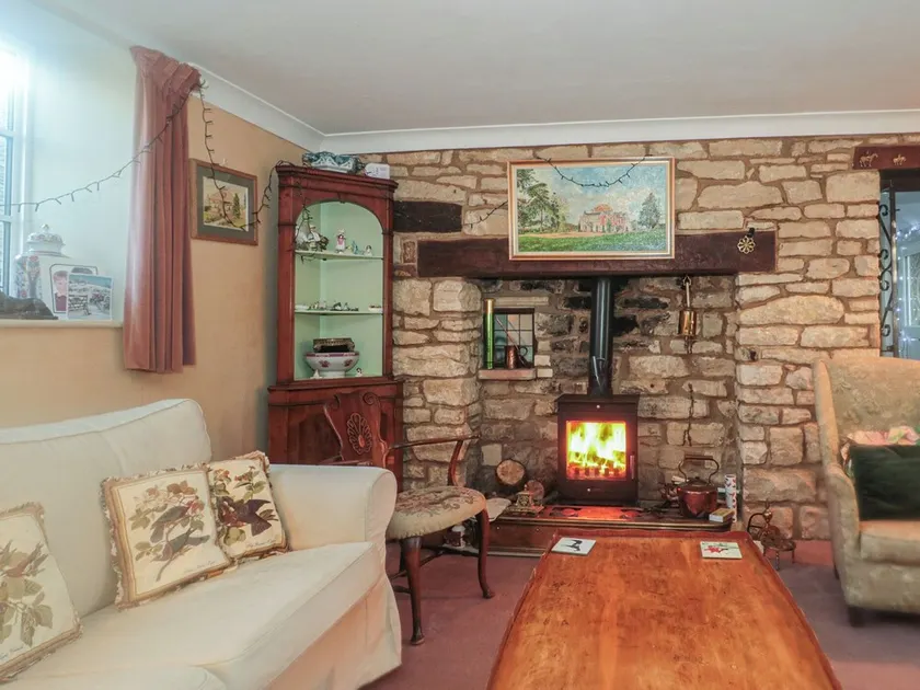 Vine Cottage - Image 1