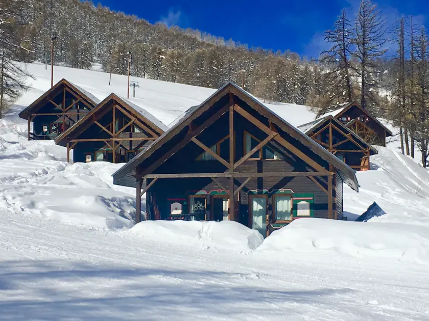 Chalet frente a las pistas en RISOUL 1850. - Image 1