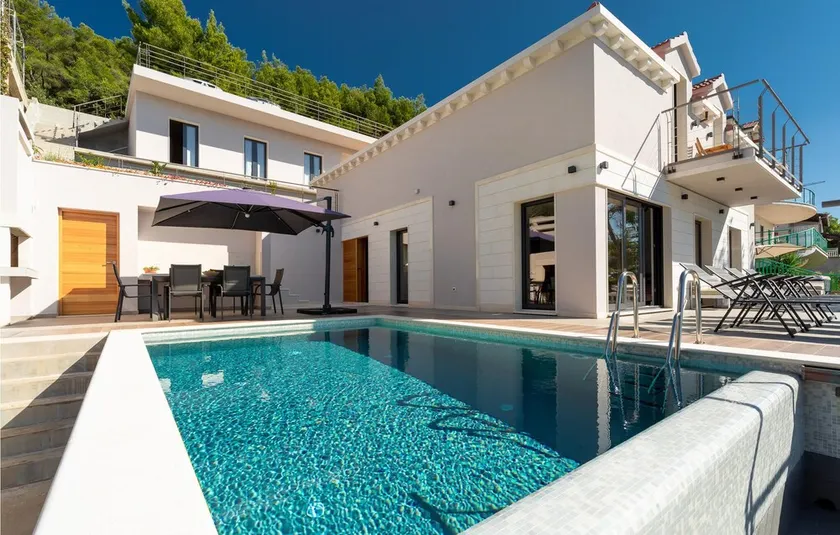 Stunning Home In Blato - Image 1
